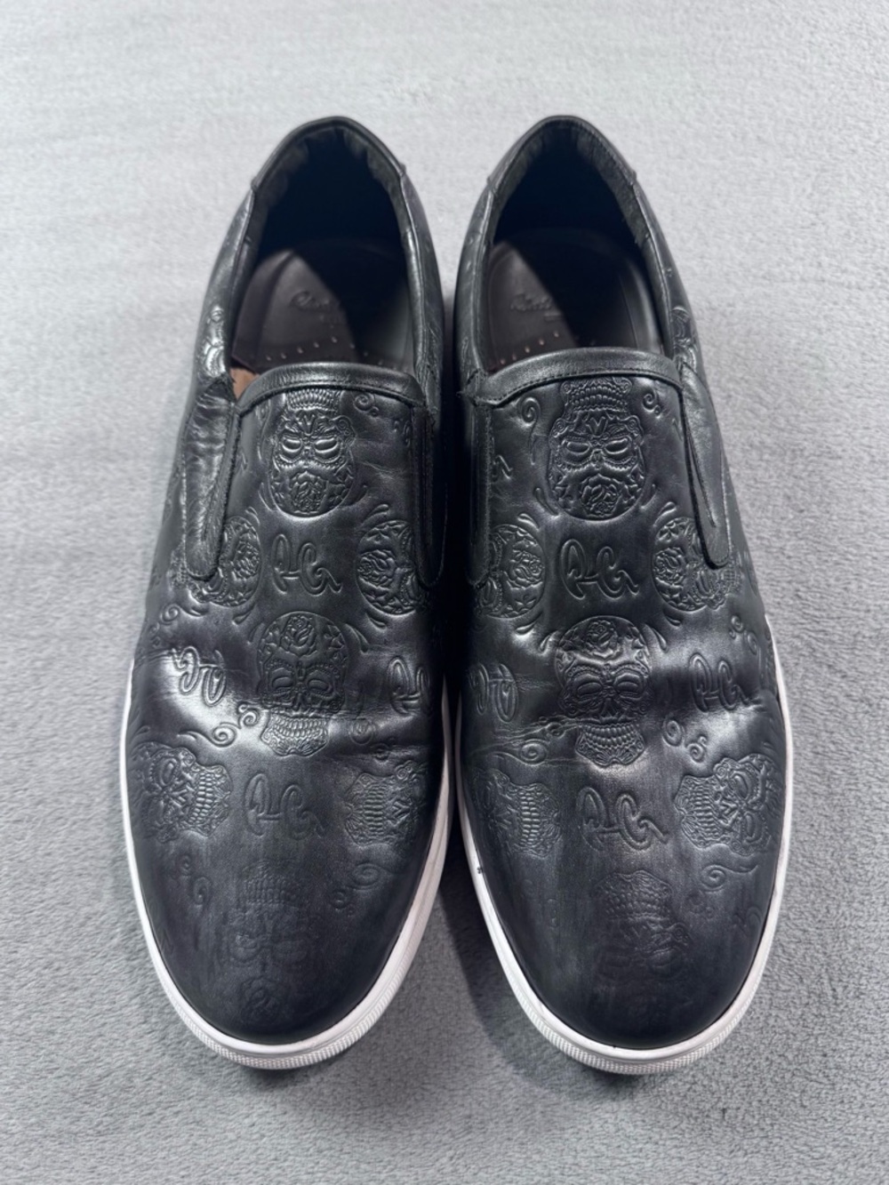 Robert Graham Rider Black Embossed Leather Slip-On Sneakers - Picture 3 of 11